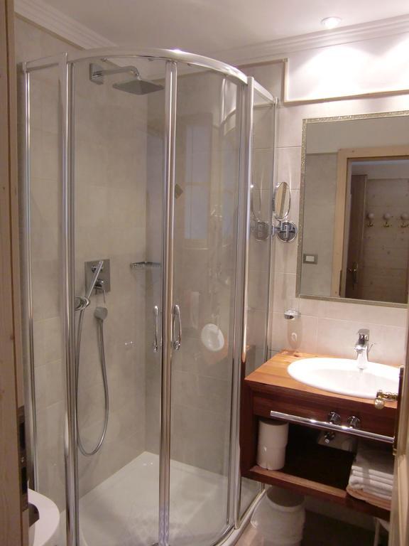 Hotel Val Selva di Val Gardena Rum bild